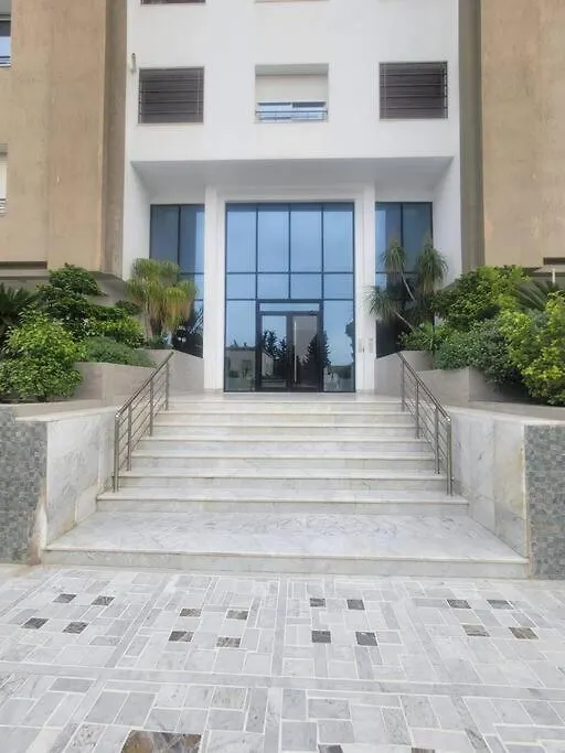 Un Tres Beau Studio Luxueux Ariana Tunisia